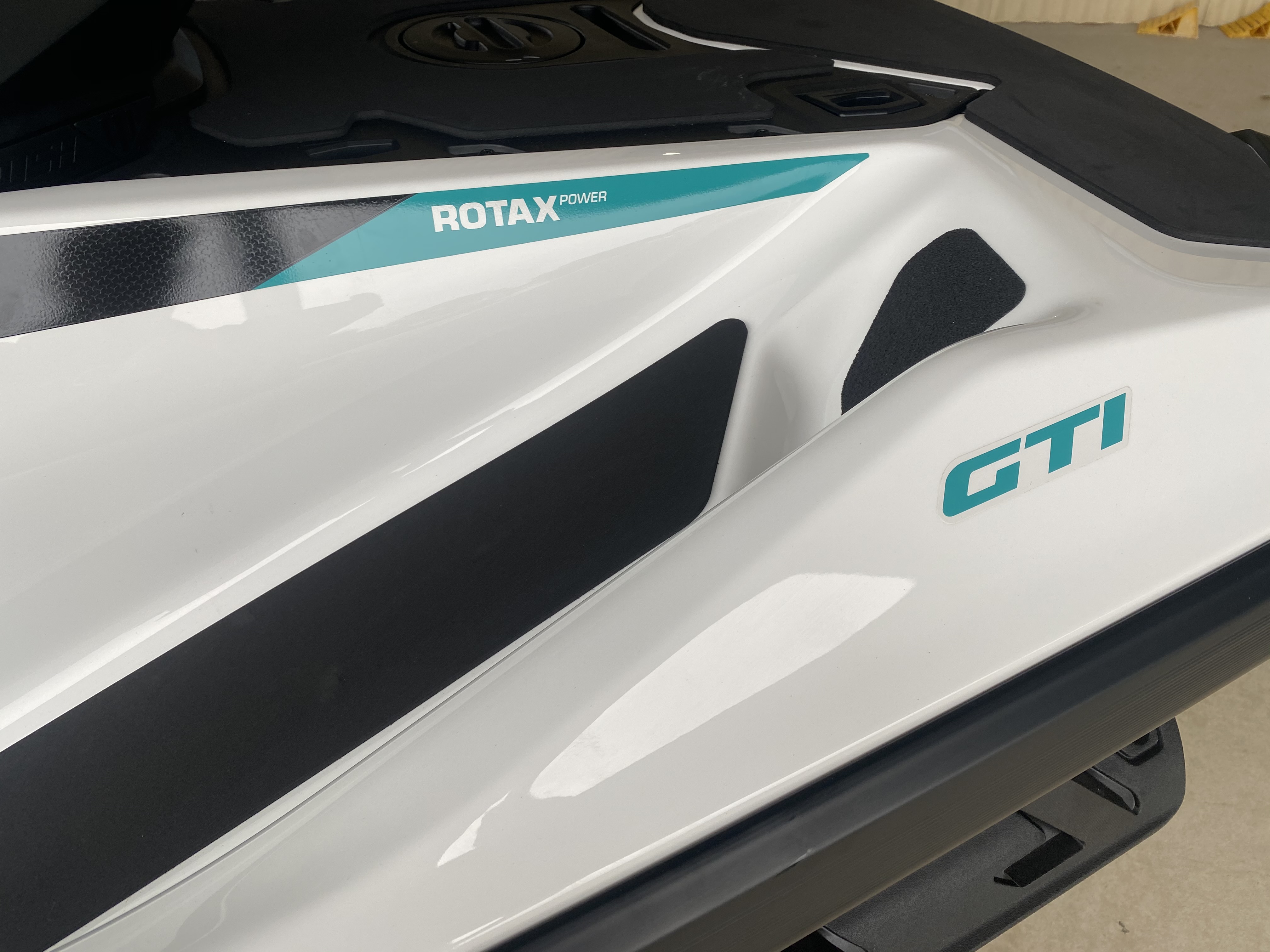 2023 GTI 130 - 6